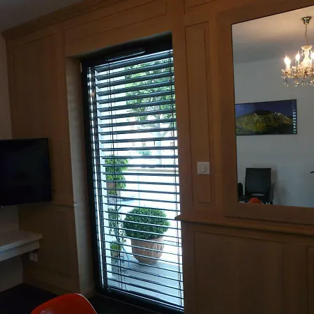 Saint Germain Apartman *